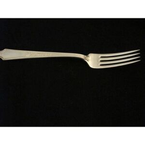 1847 Rogers Bros. Ancestral Dinner Fork (s) International Silver‎